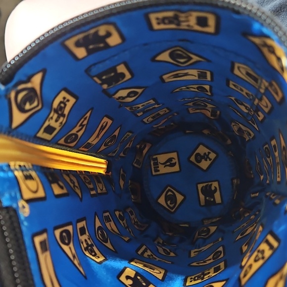 Disney x Pixar Monsters, Inc. Scream Canister Crossbody Bag - Picture 13 of 16